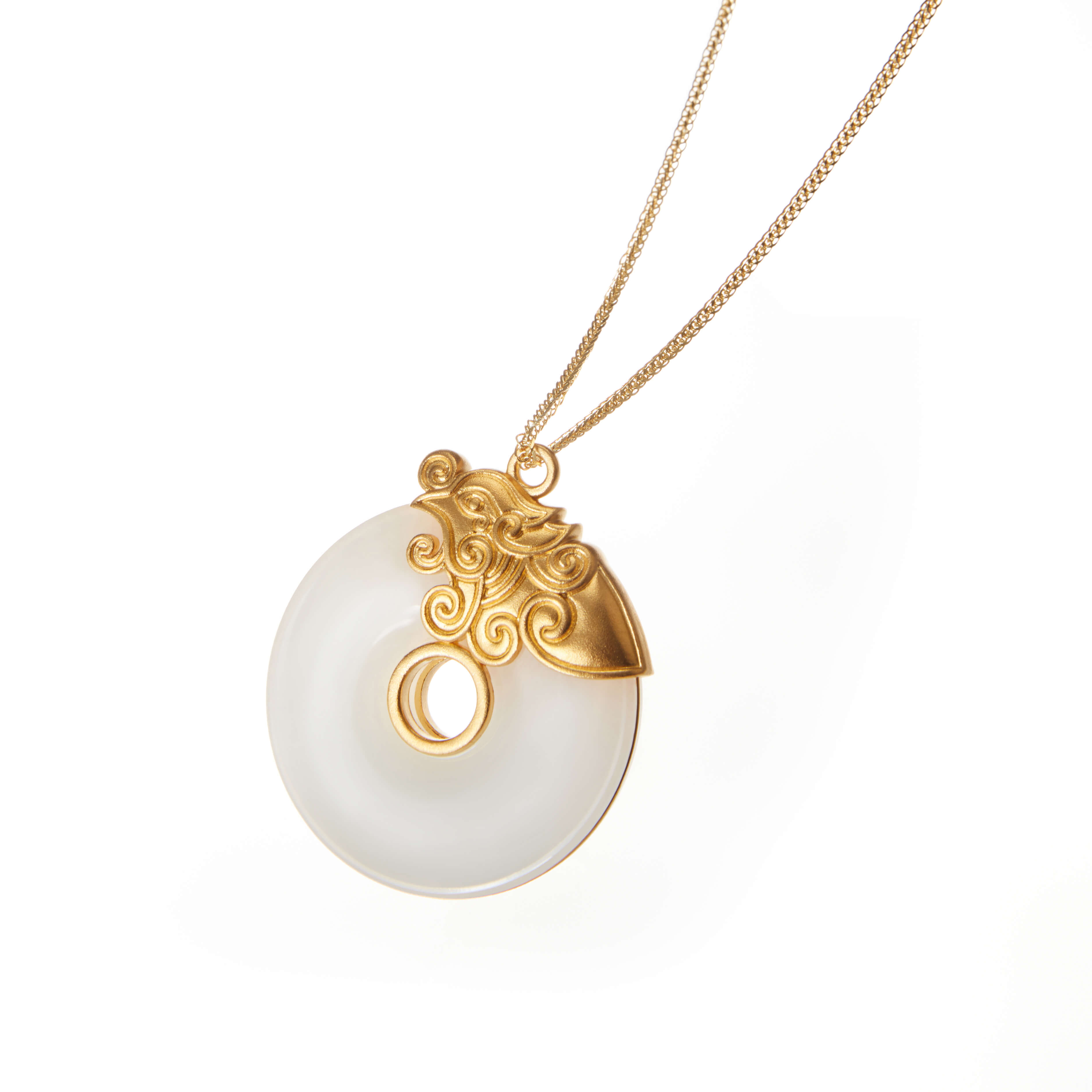 White jade carries ancient dragon and phoenix
